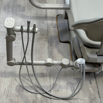 A‑dec 511R/532R Dental Chair Package