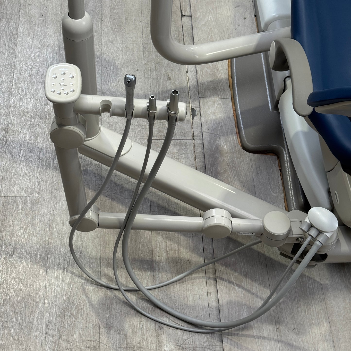 A‑dec 511R/532R Dental Chair Package