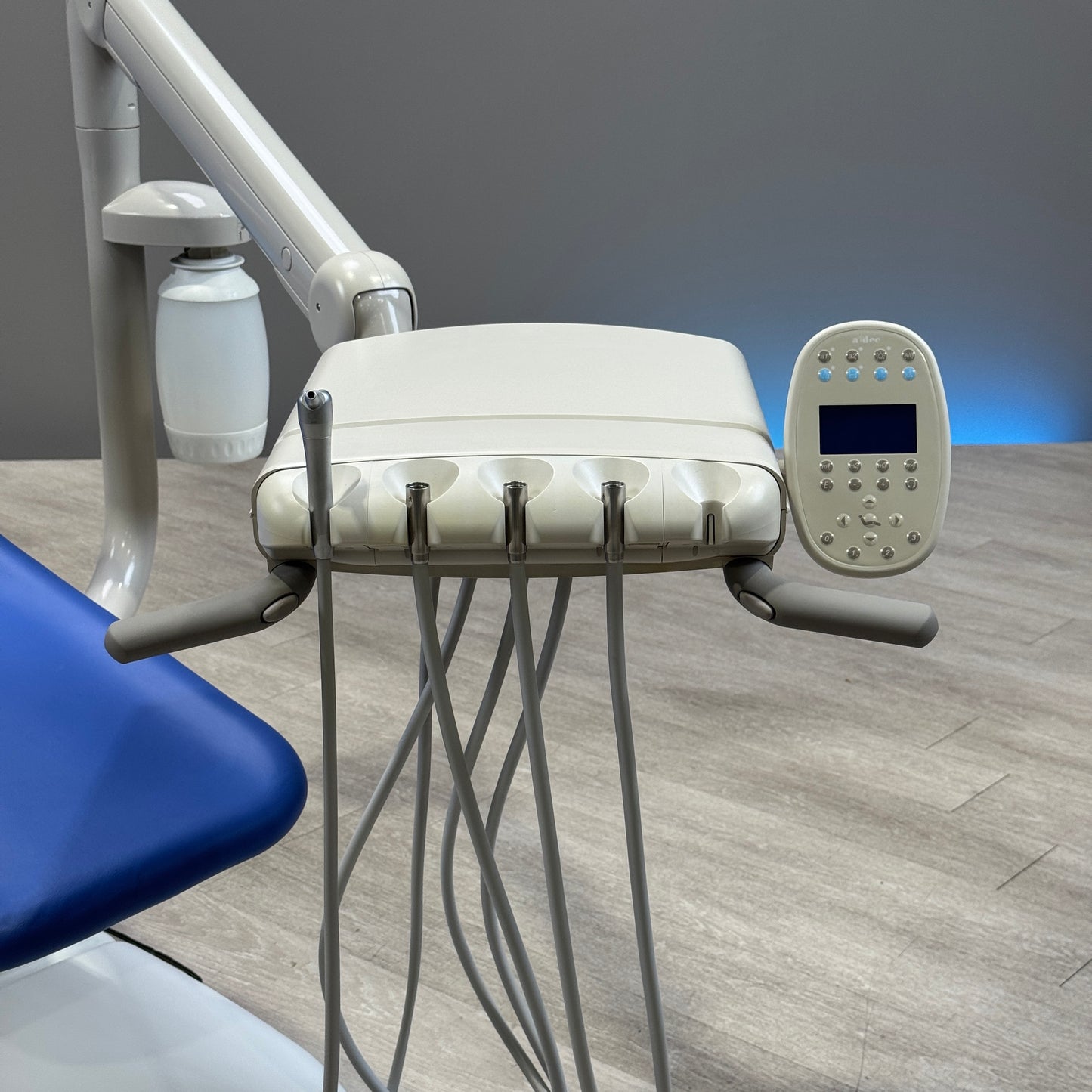 A‑dec 511R/532R Dental Chair Package