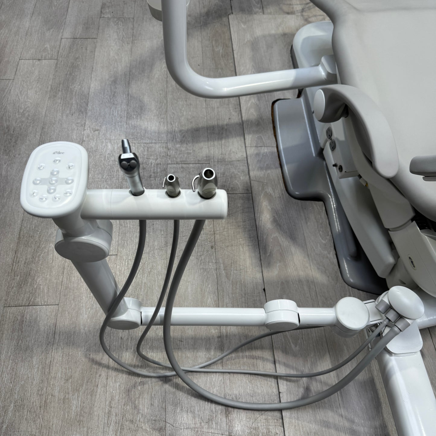 A‑dec 511R/532R Dental Chair Package