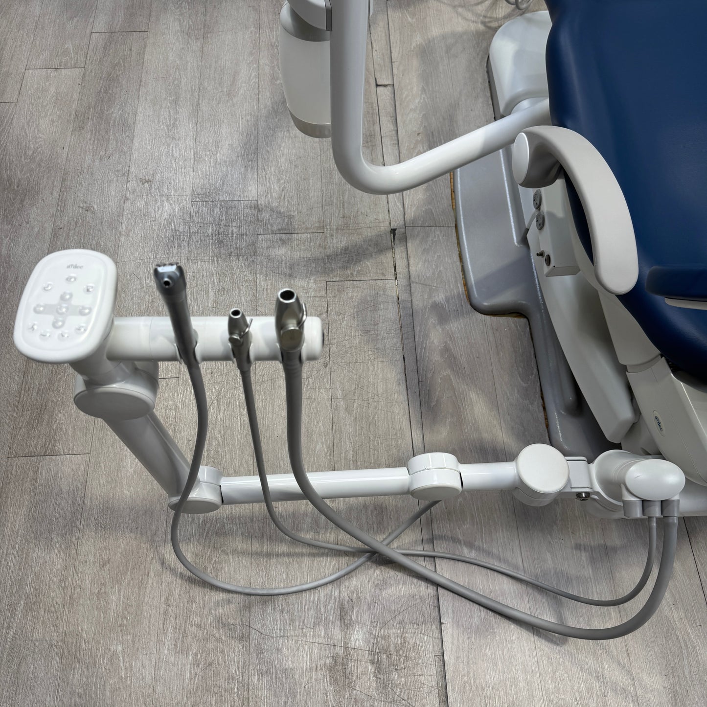 A‑dec 511R/332R Dental Chair Package