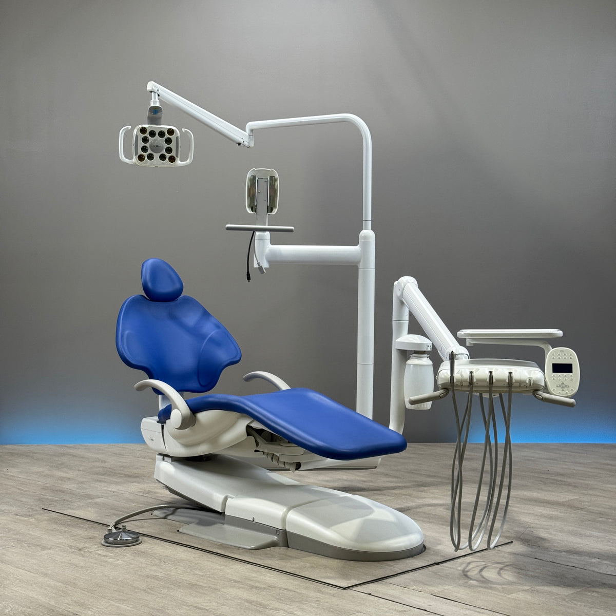 A‑dec 511R/532R Dental Chair Package