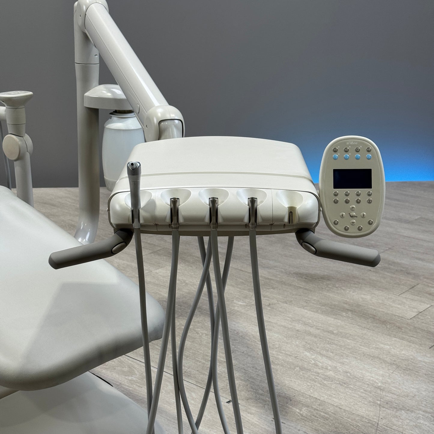 A‑dec 511R/532R Dental Chair Package