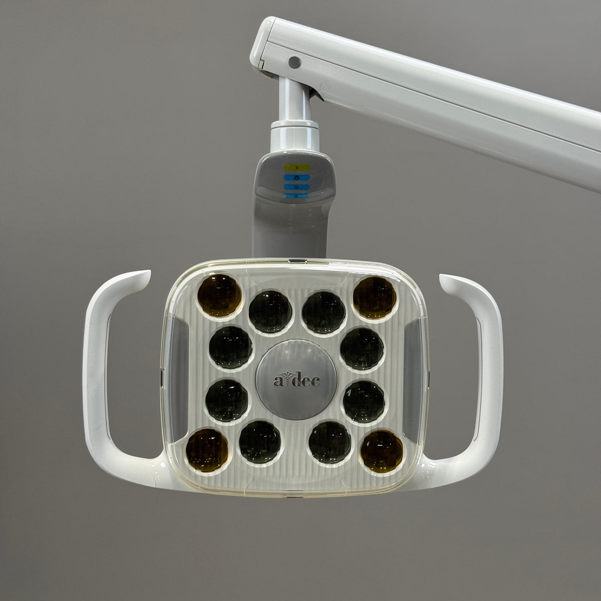 Ensemble chaise dentaire A‑dec 511R/332R