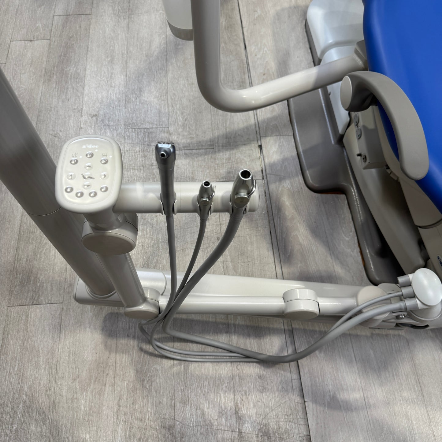 A‑dec 511R/532R Dental Chair Package