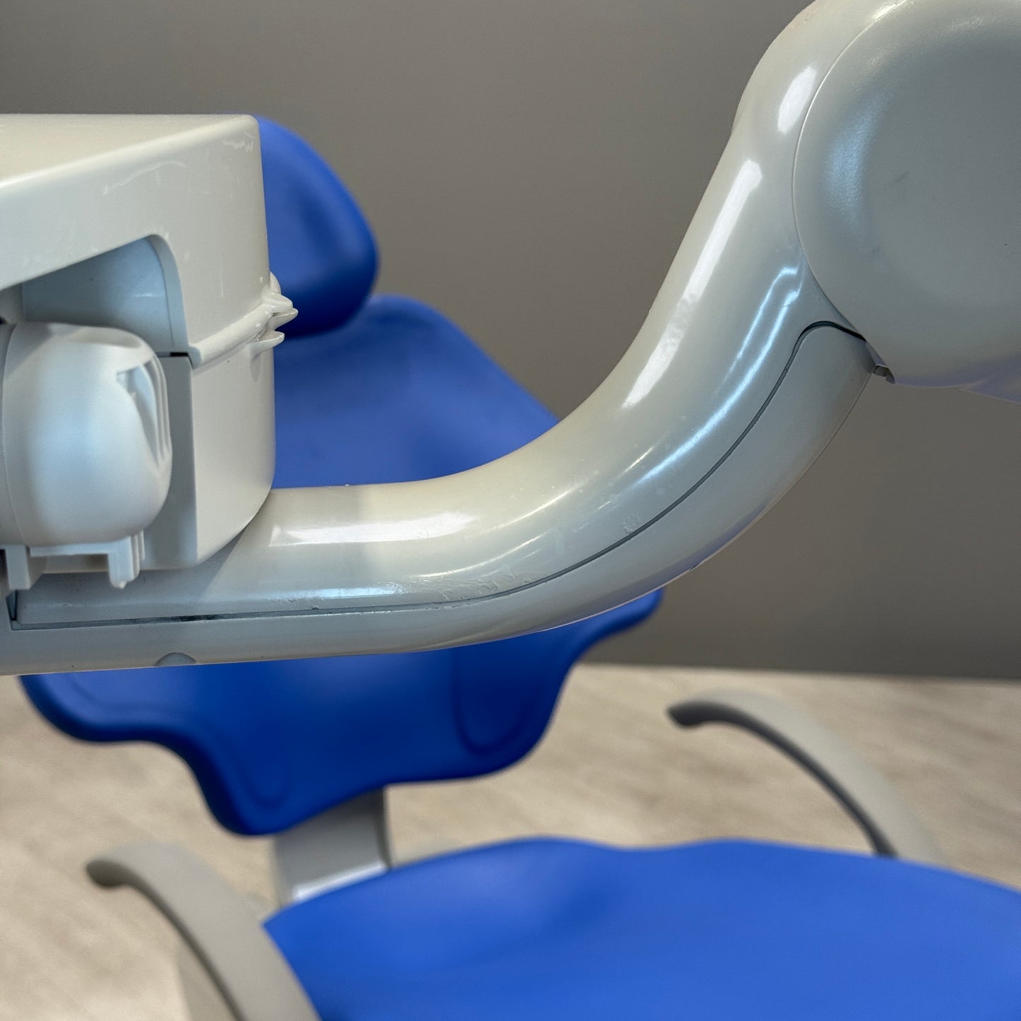 A‑dec 511R/532R Dental Chair Package