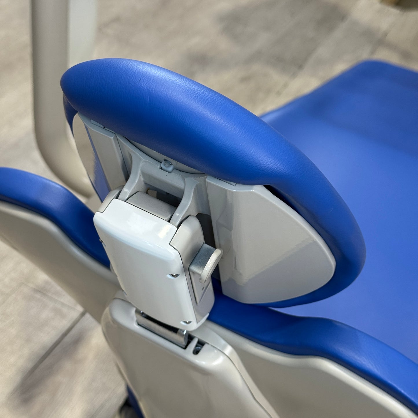 A‑dec 511R/532R Dental Chair Package