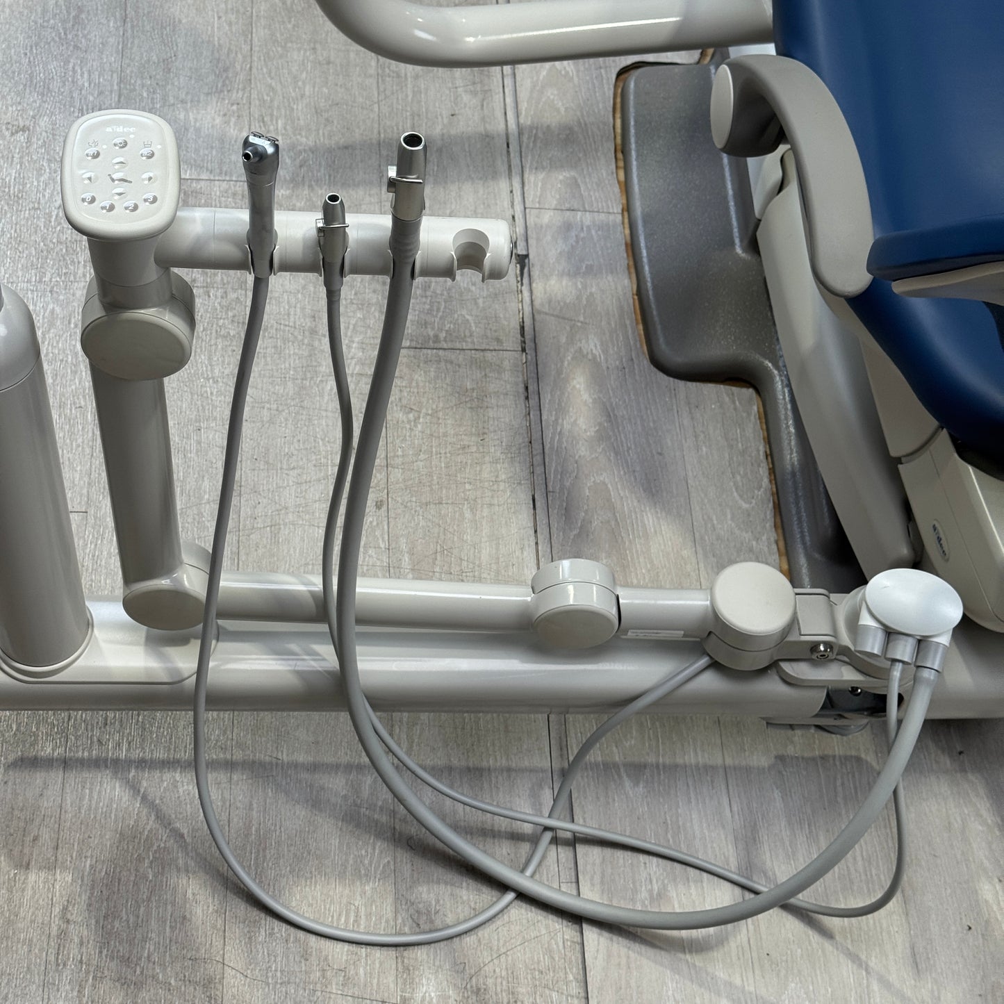 A‑dec 511R/532R Dental Chair Package
