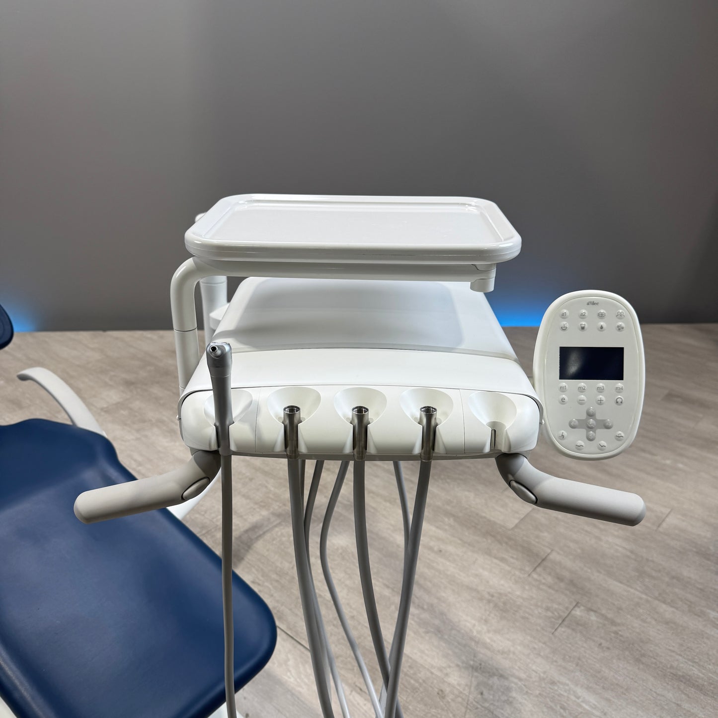A‑dec 511R/532R Dental Chair Package