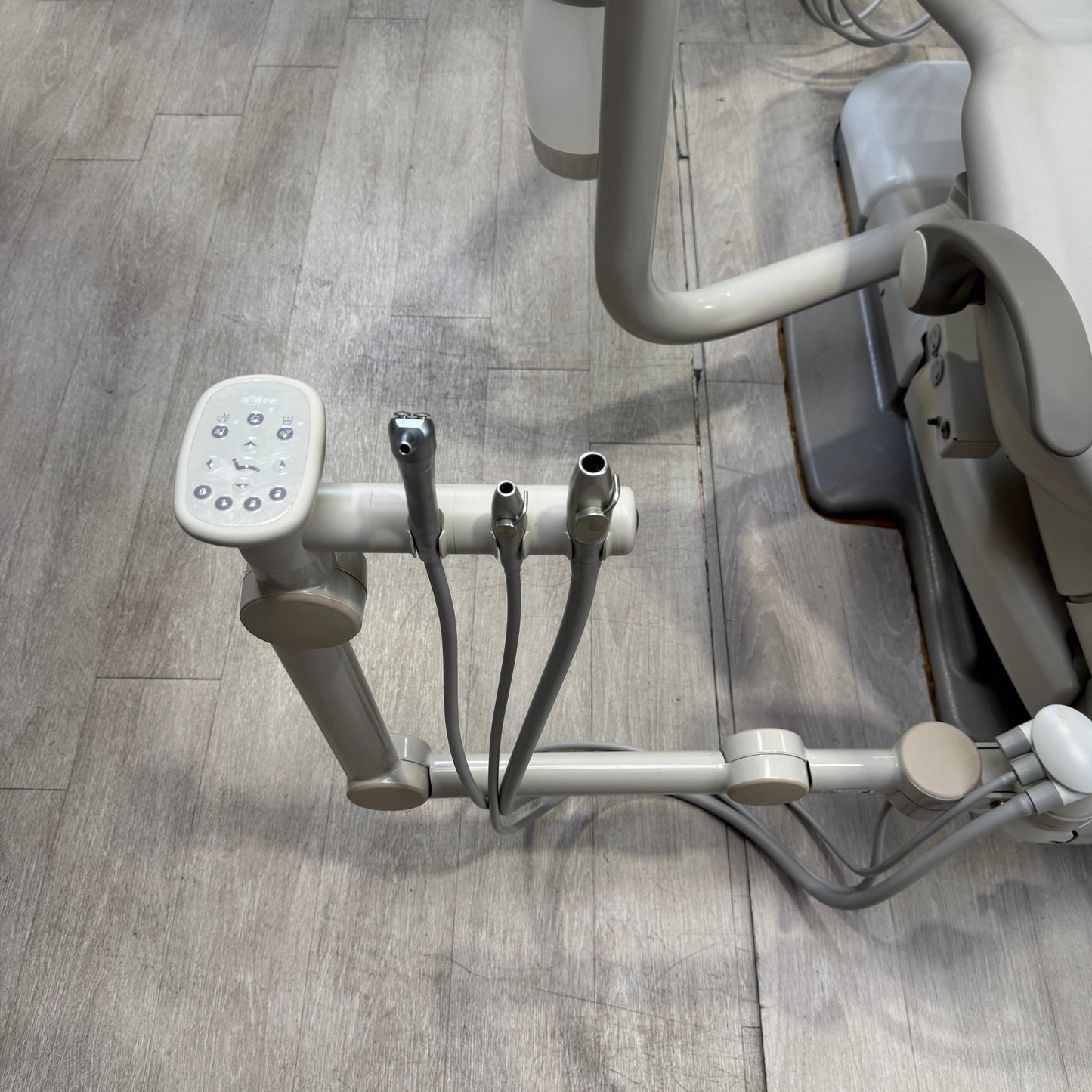 Ensemble chaise dentaire A‑dec 511R/532R