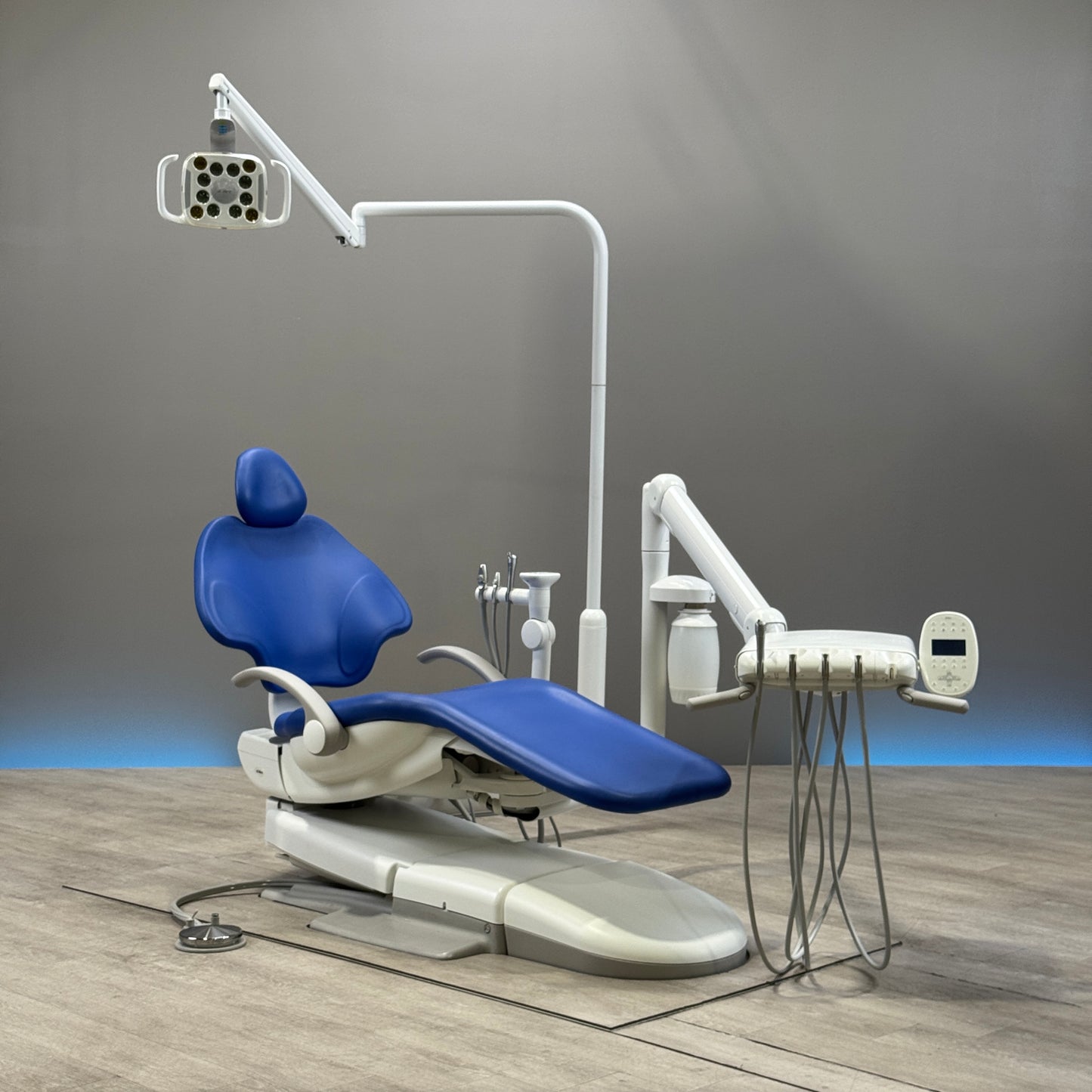A‑dec 511R/532R Dental Chair Package