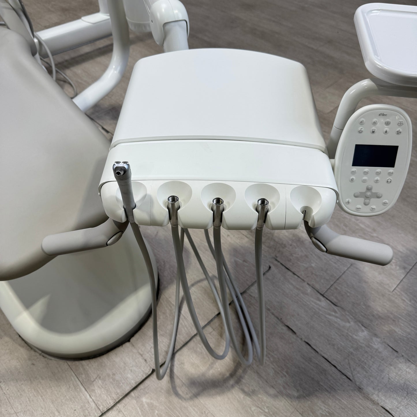 A‑dec 511R/532R Dental Chair Package