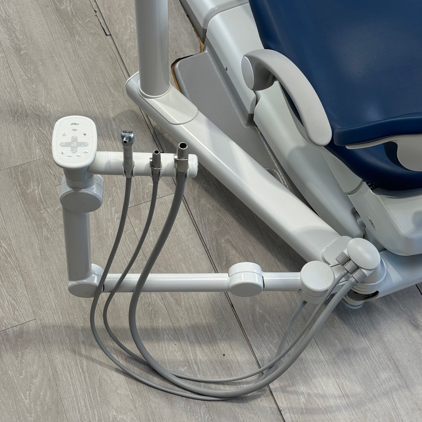 A-dec 511R/532R Dental Chair Package