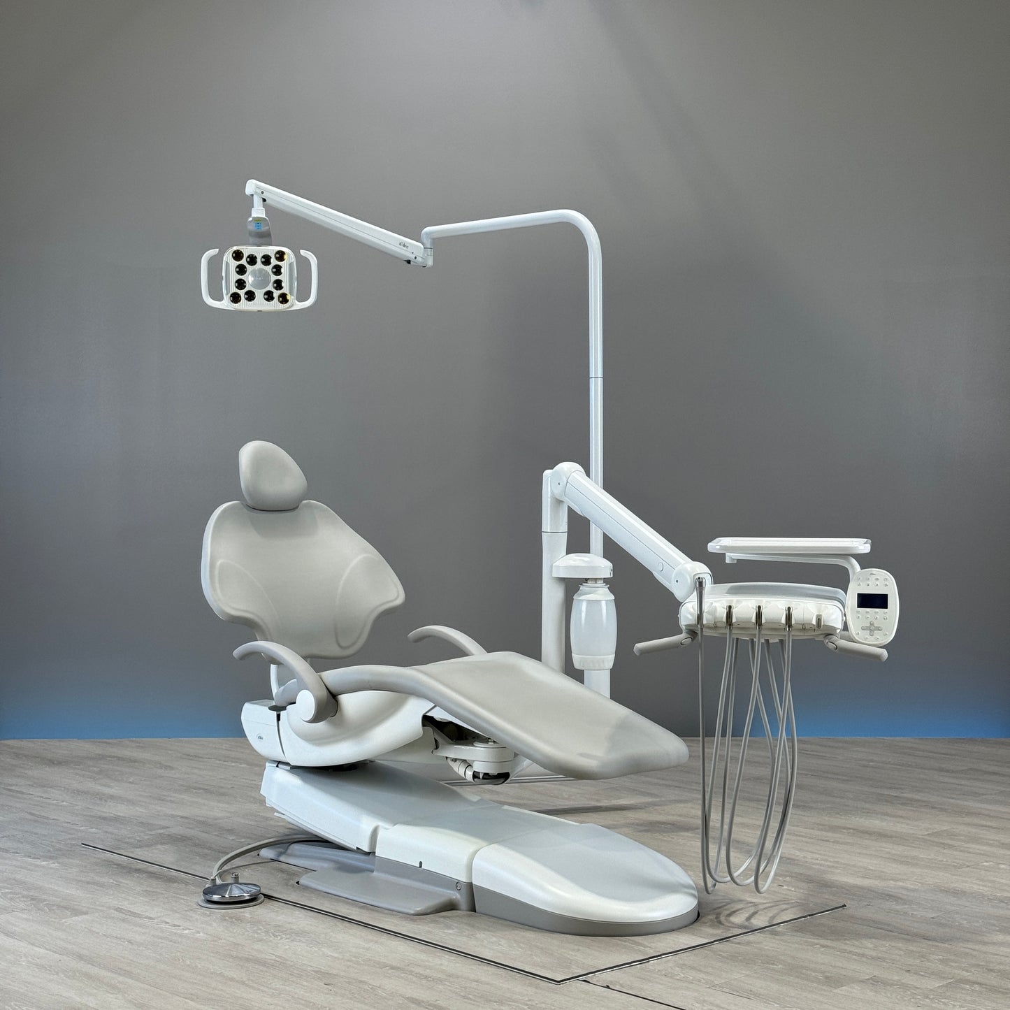 A-dec 511R/532R Dental Chair Package