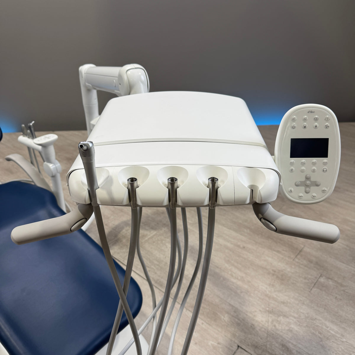 A‑dec 511R/532R Dental Chair Package