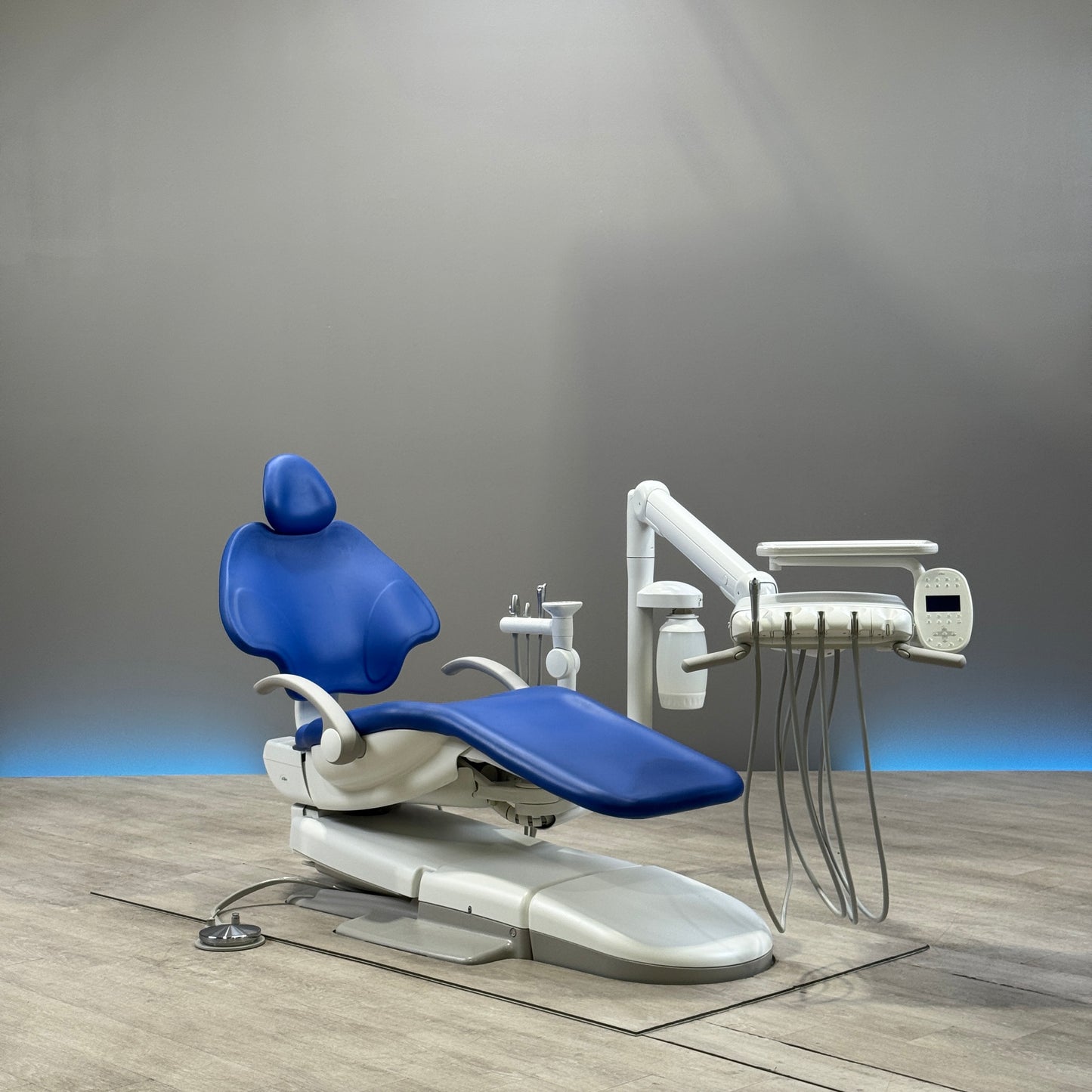 A‑dec 511R/532R Dental Chair Package