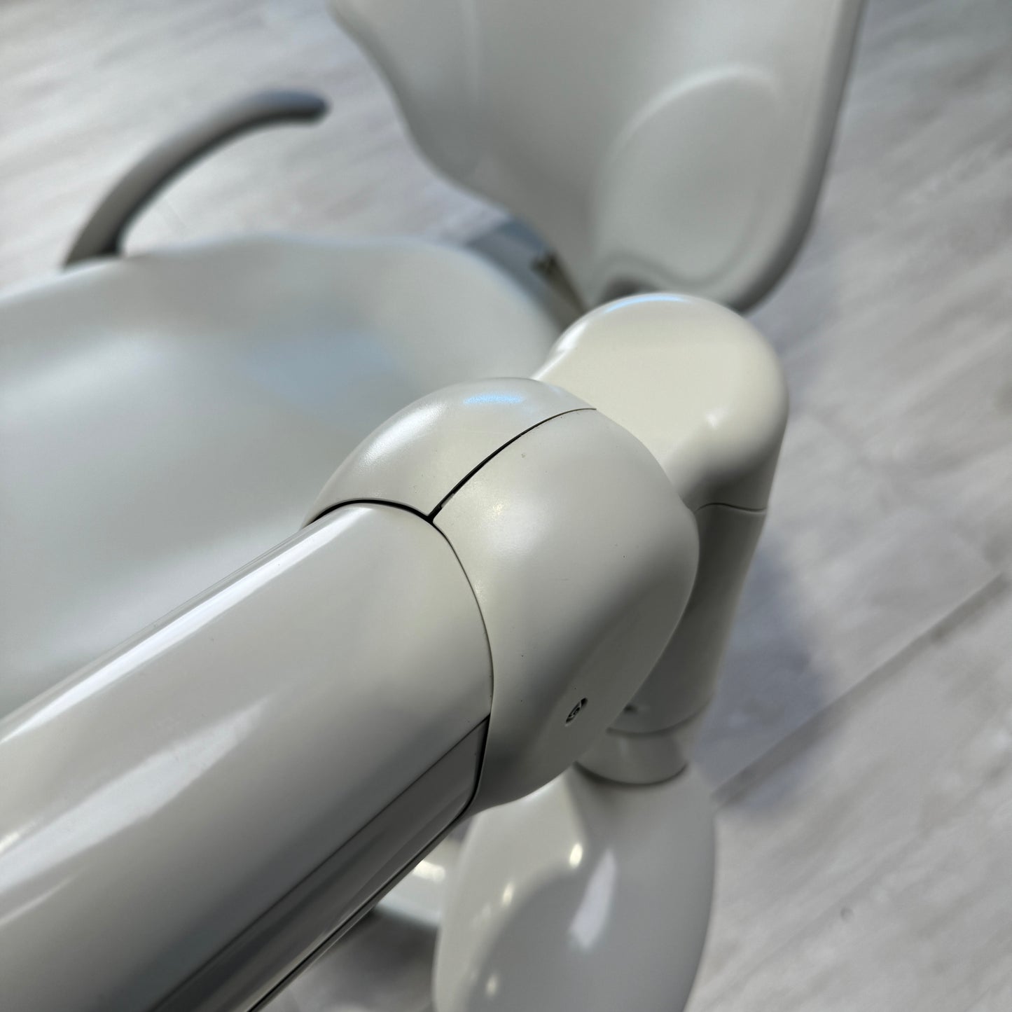 A-dec 511R/532R Dental Chair Package