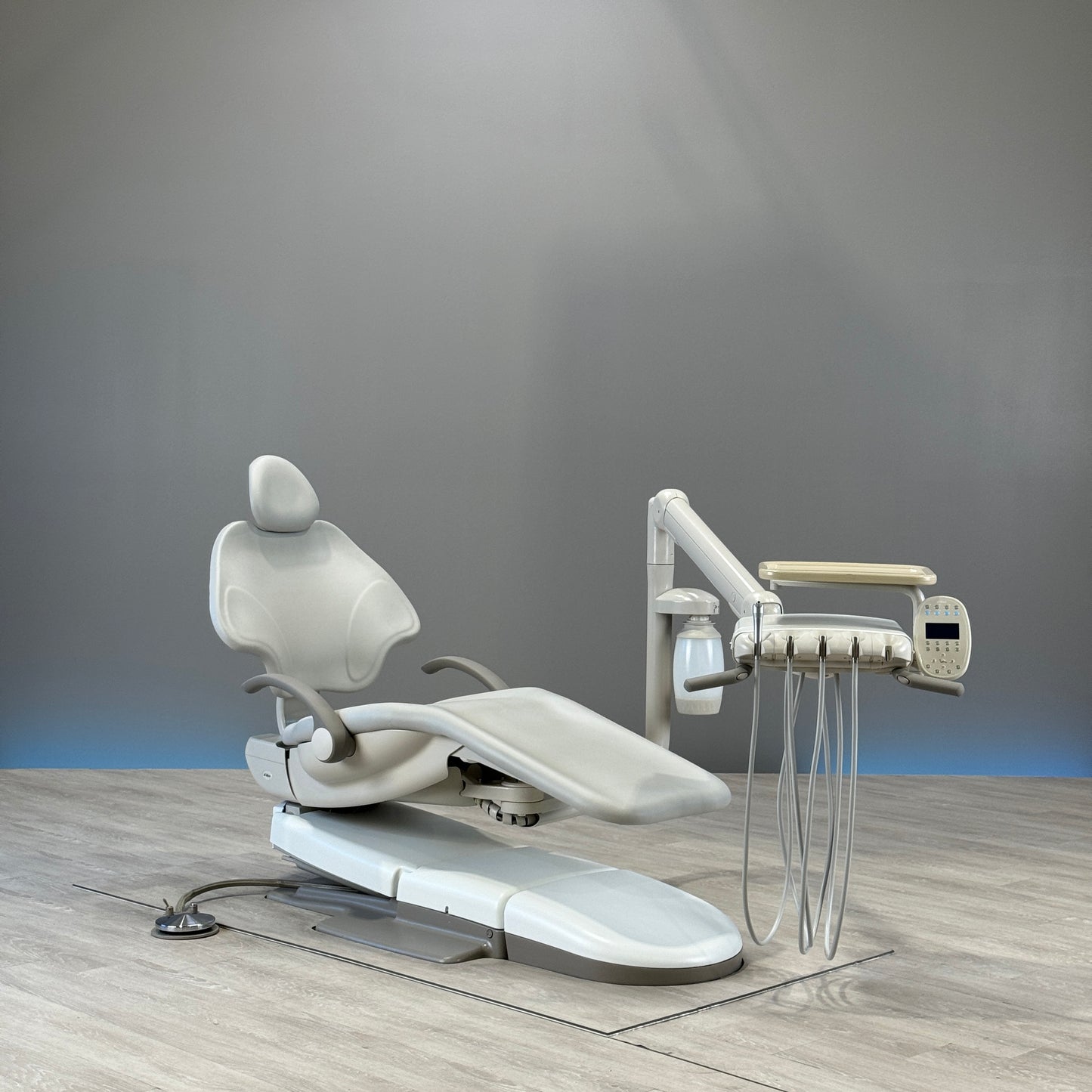 A-dec 511R/532R Dental Chair Package