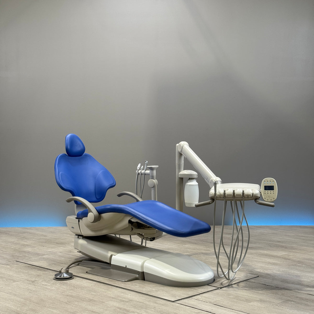A‑dec 511R/532R Dental Chair Package