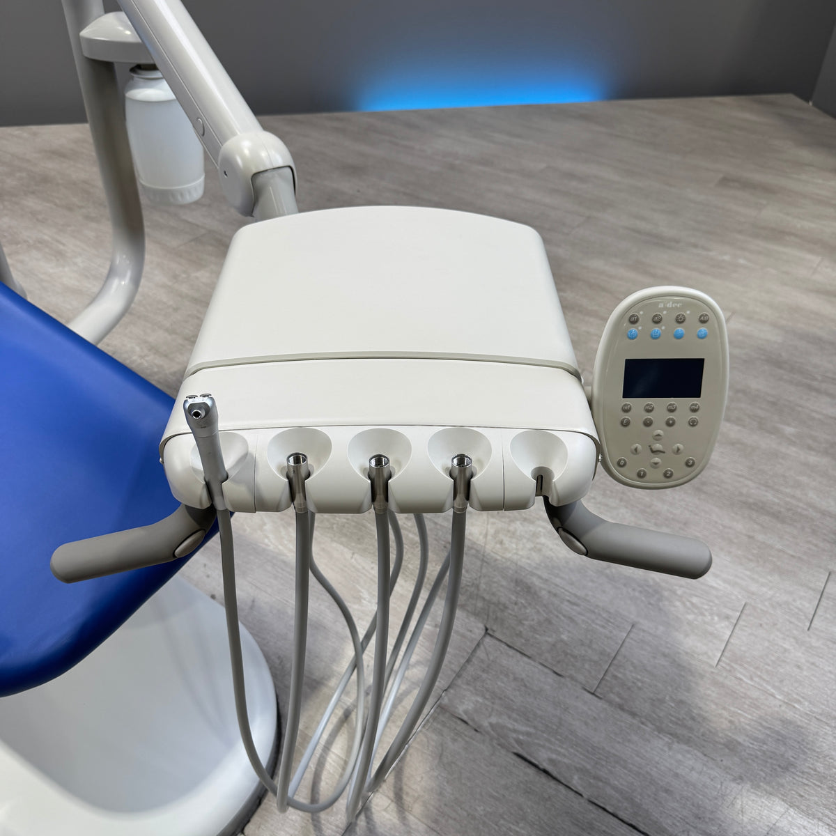 A‑dec 511R/532R Dental Chair Package