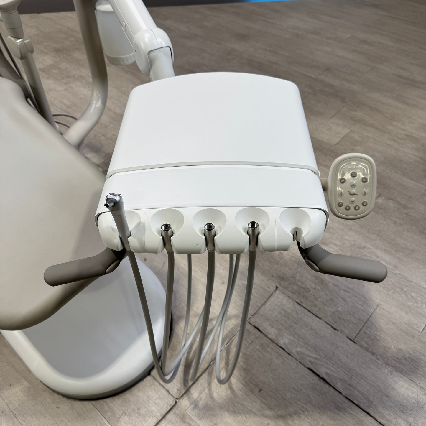 A‑dec 511R/532R Dental Chair Package