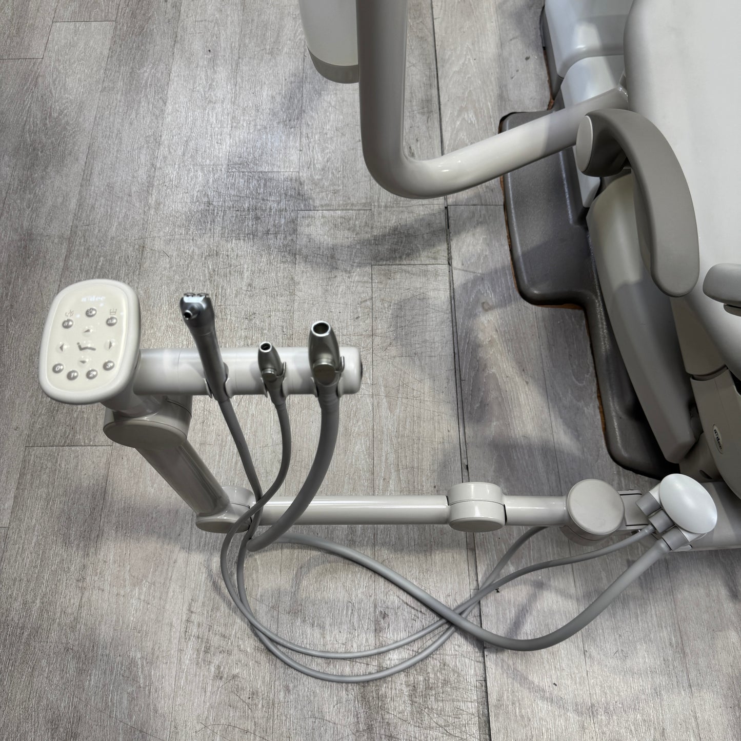 A‑dec 511R/532R Dental Chair Package