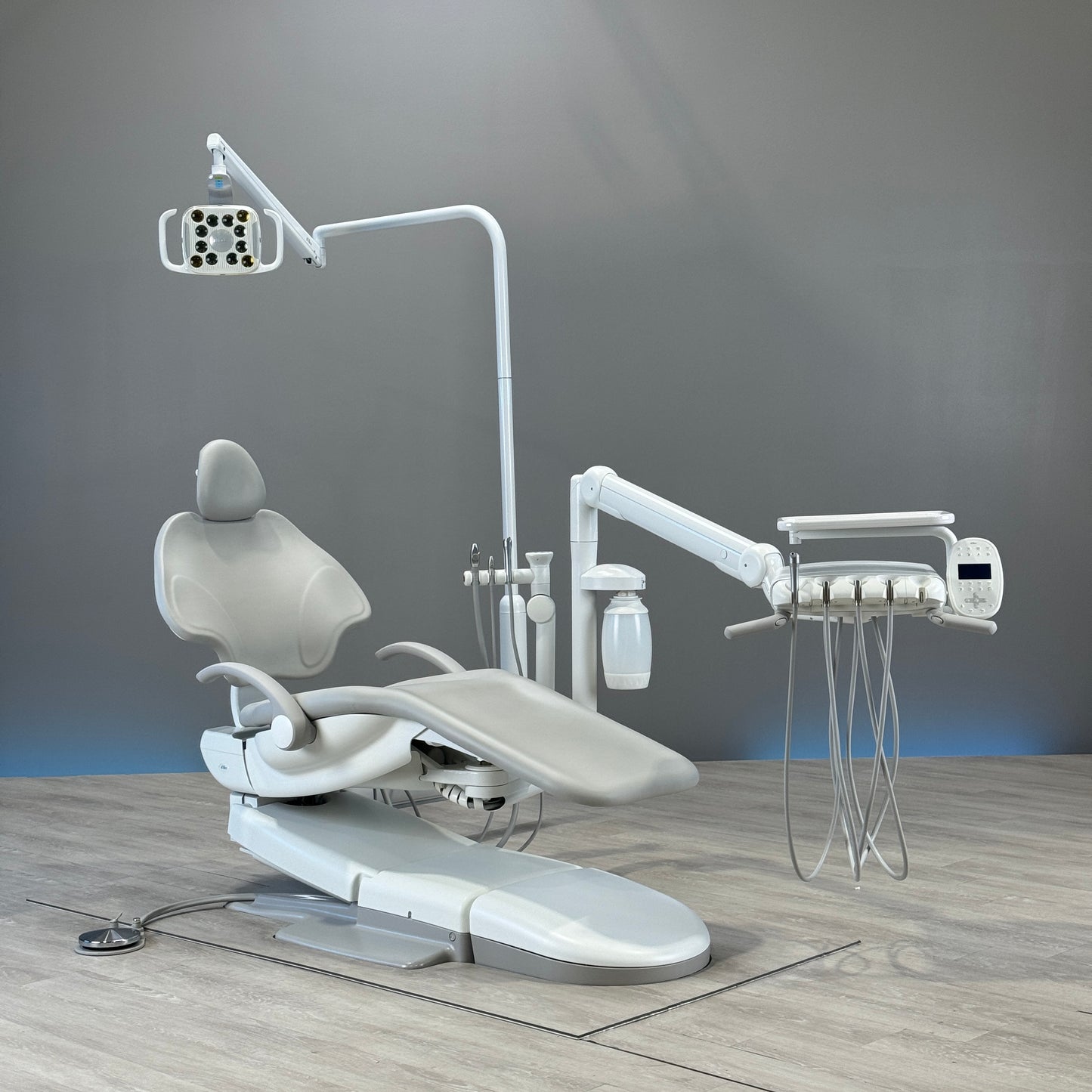 A‑dec 511R/532R Dental Chair Package