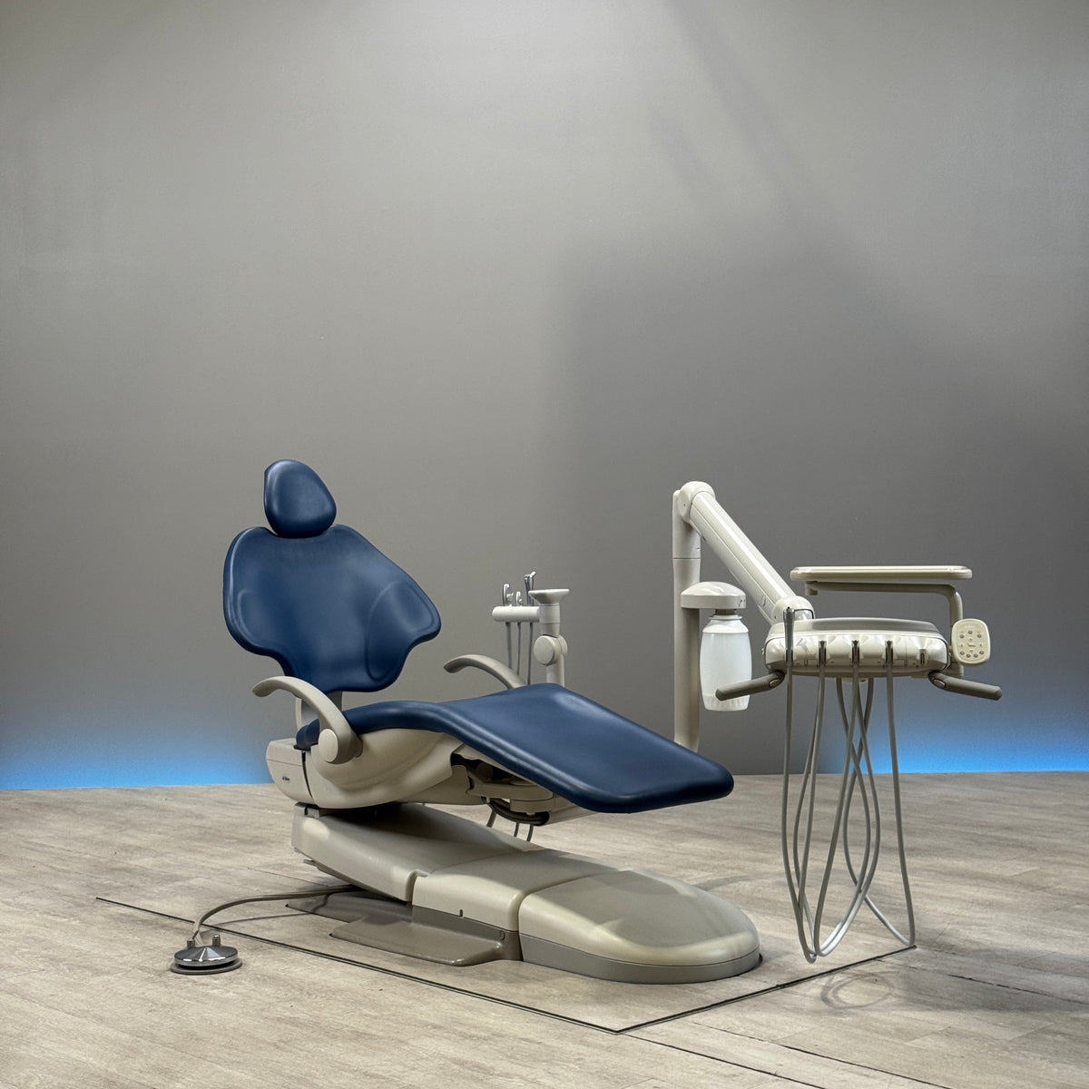 A‑dec 511R/532R Dental Chair Package