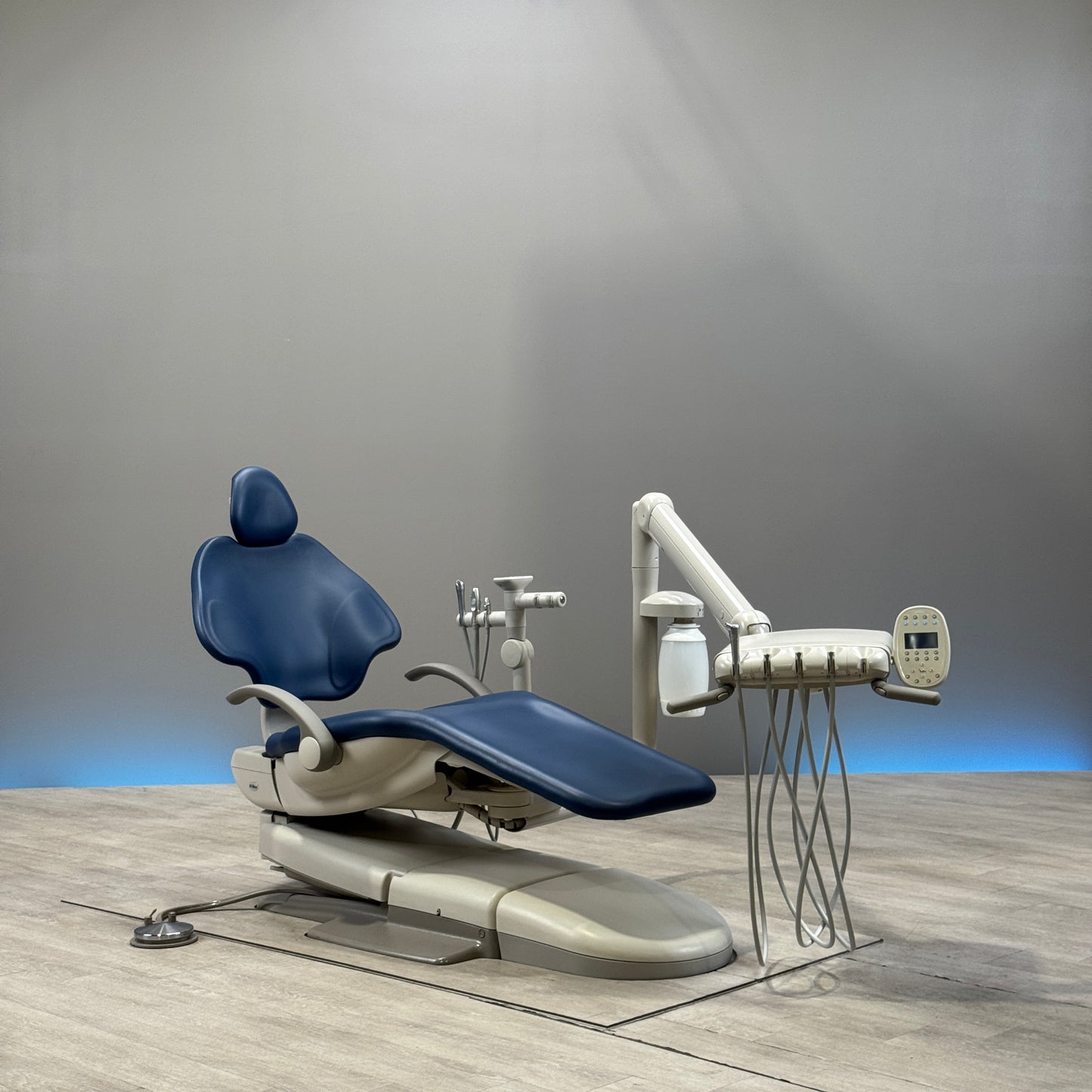 A‑dec 511R/532R Dental Chair Package