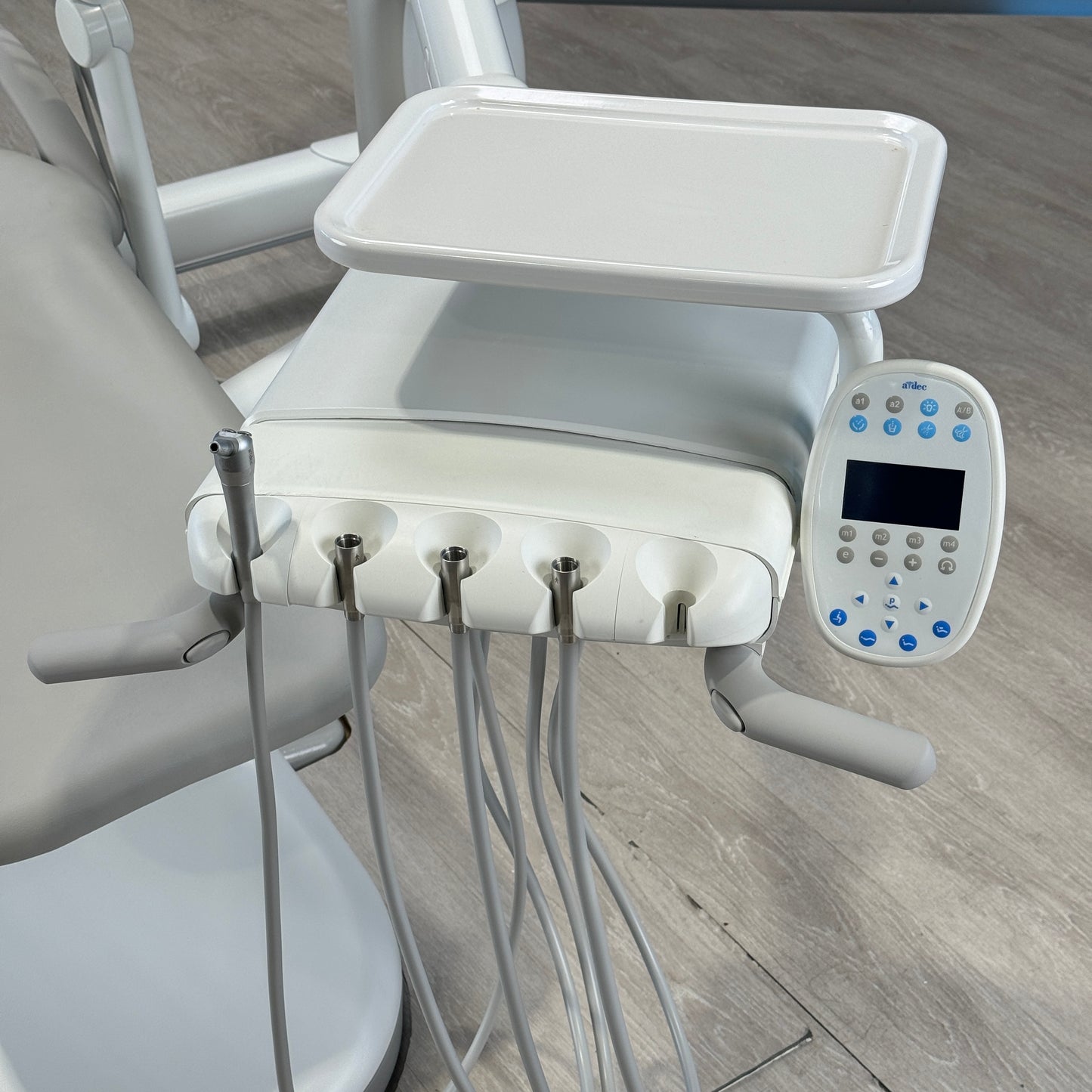 A‑dec 511R/532R Dental Chair Package