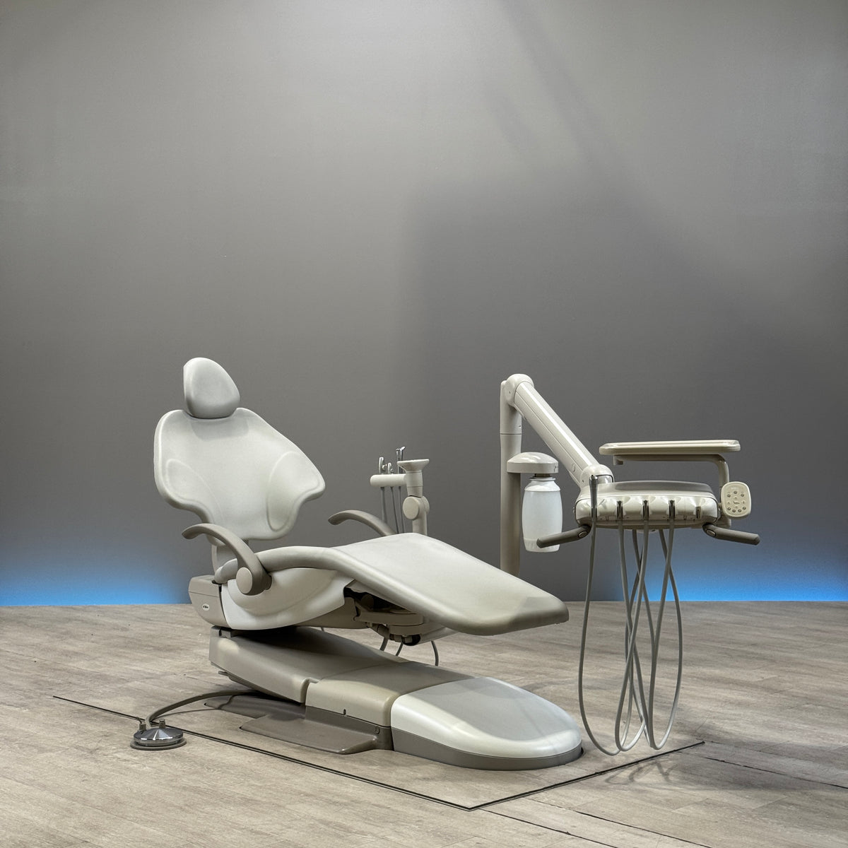 A‑dec 511R/532R Dental Chair Package