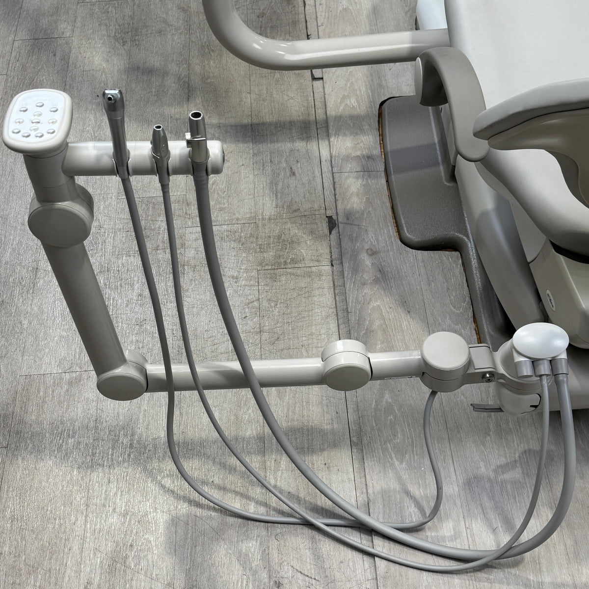 A‑dec 511R/532R Dental Chair Package