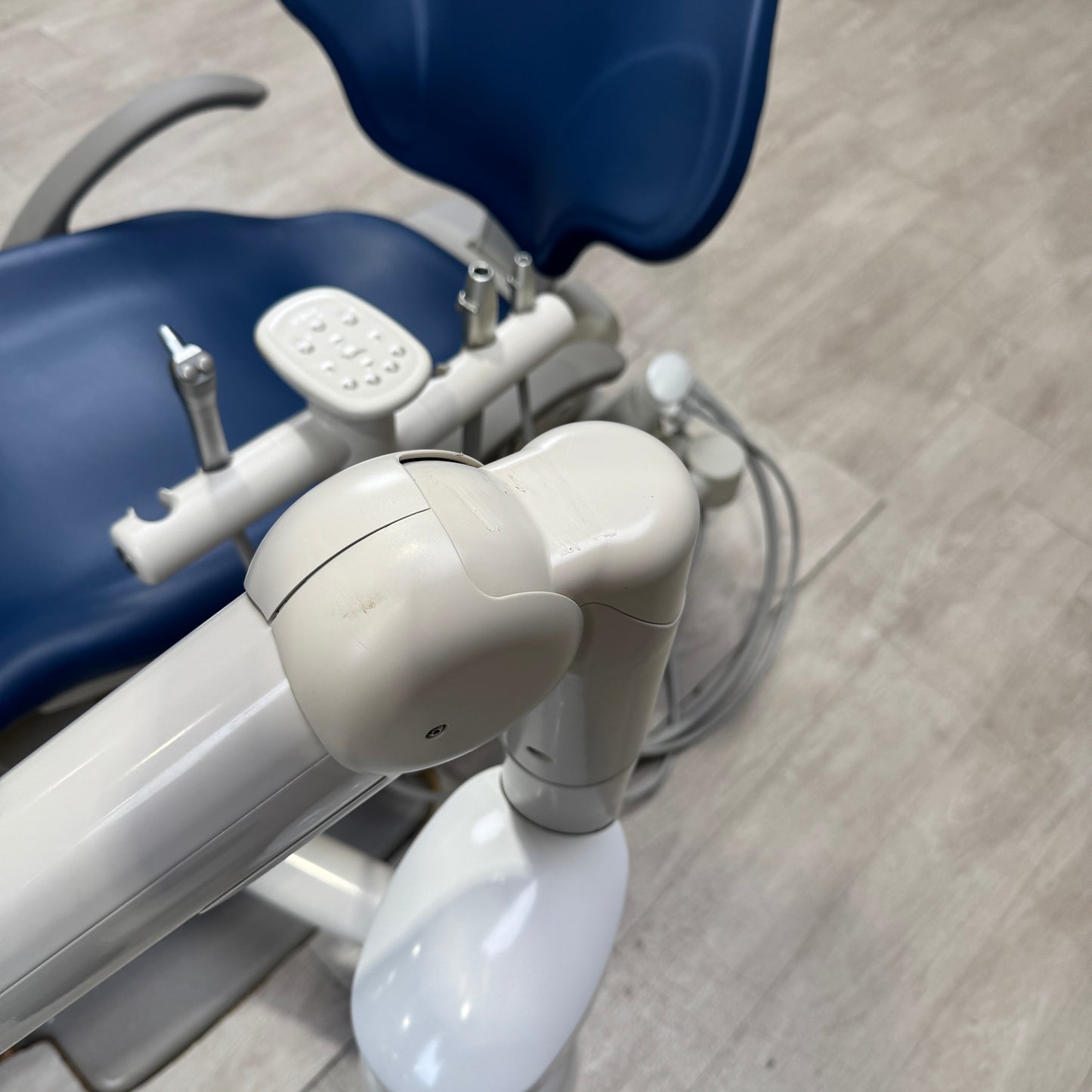 Ensemble chaise dentaire A‑dec 511R/532R