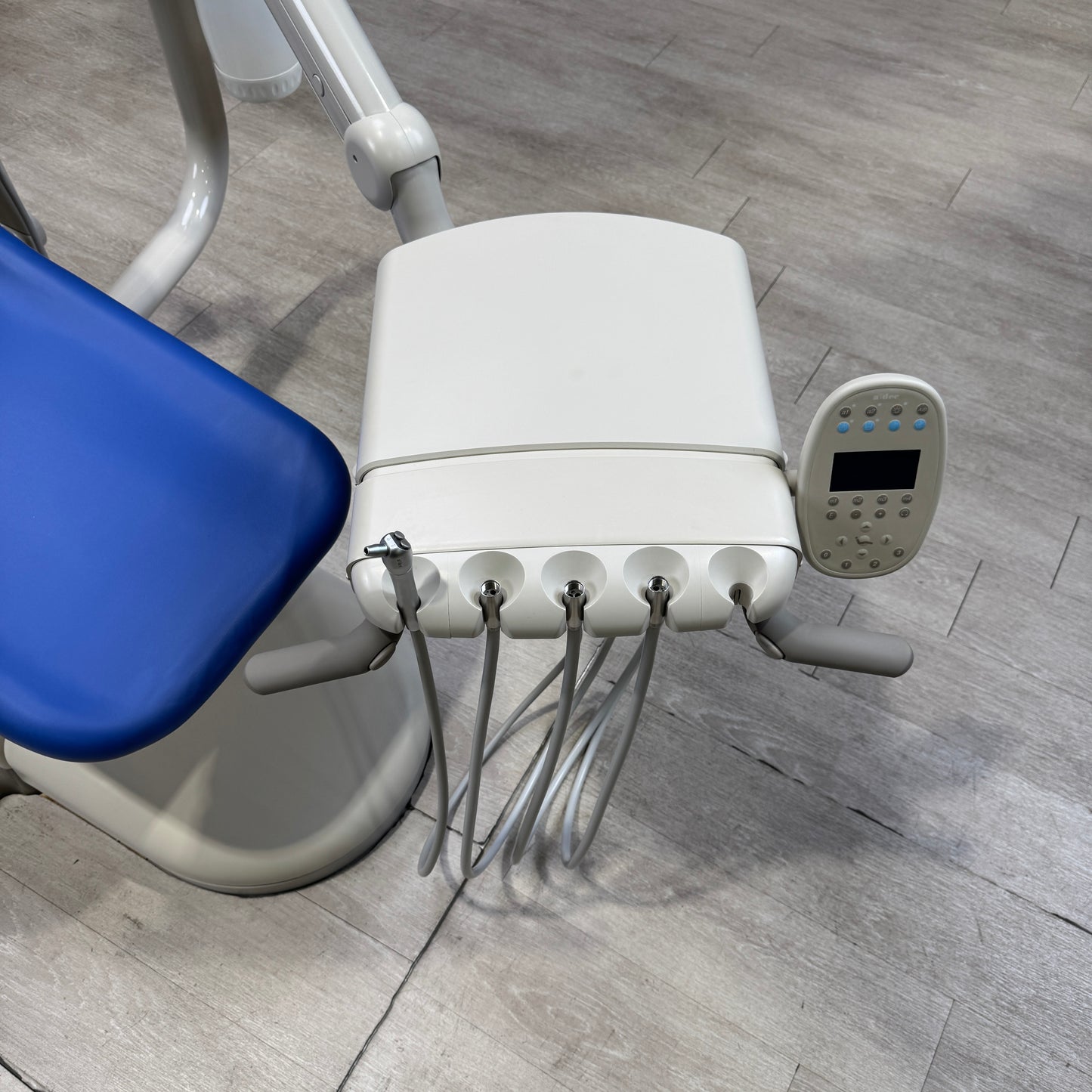 Ensemble chaise dentaire A‑dec 511R/532R