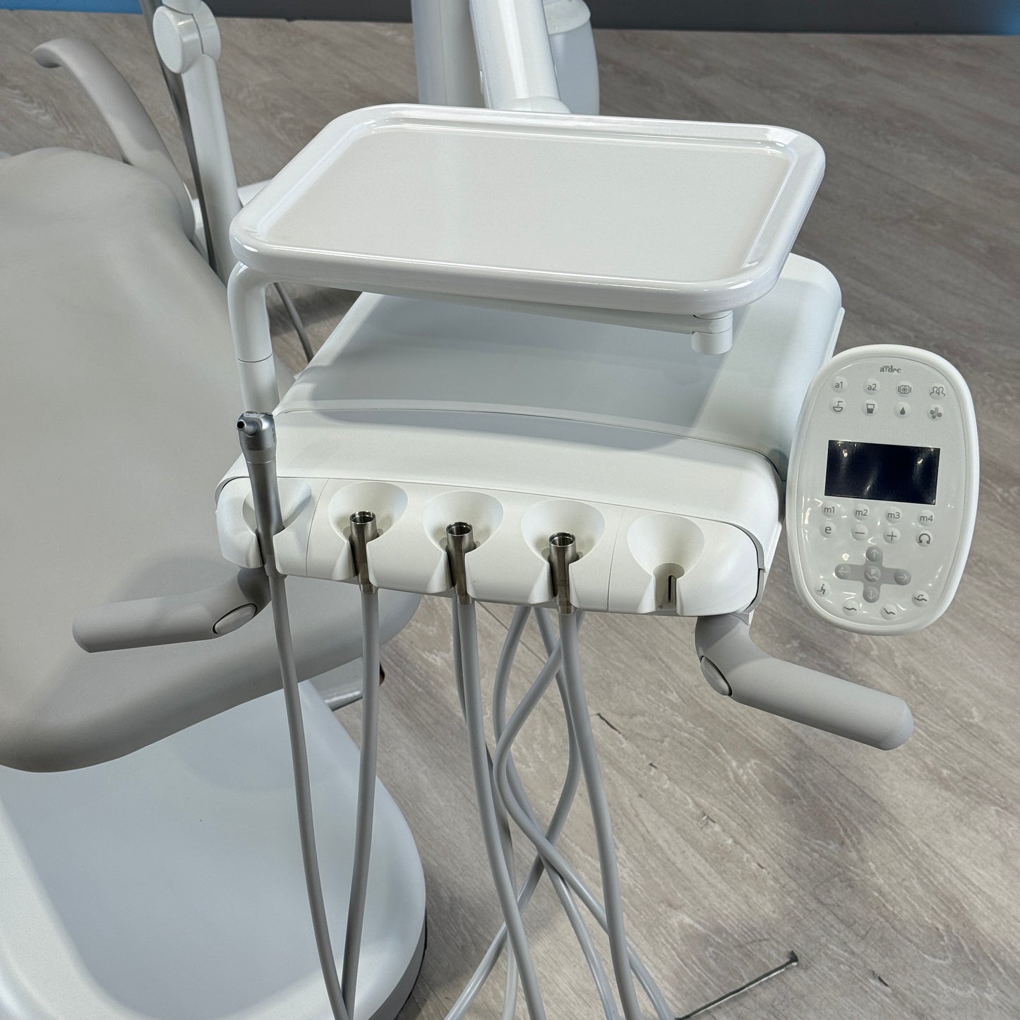 A‑dec 511R/532R Dental Chair Package