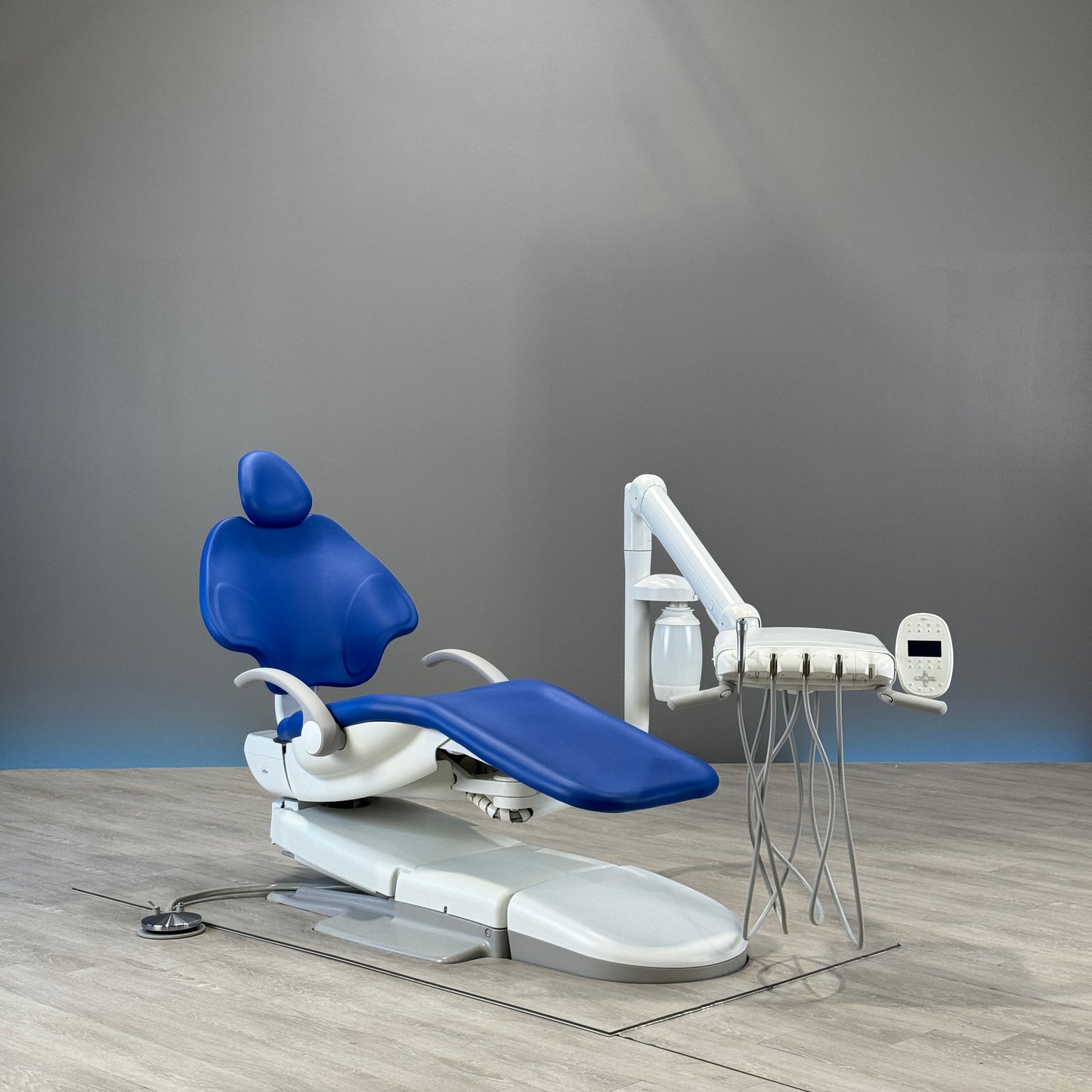 A‑dec 511R/532R Dental Chair Package