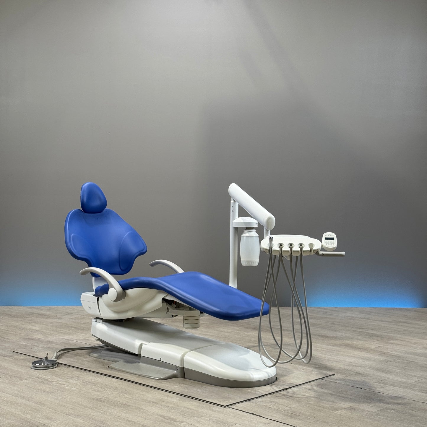 Ensemble chaise dentaire A‑dec 511R/332R