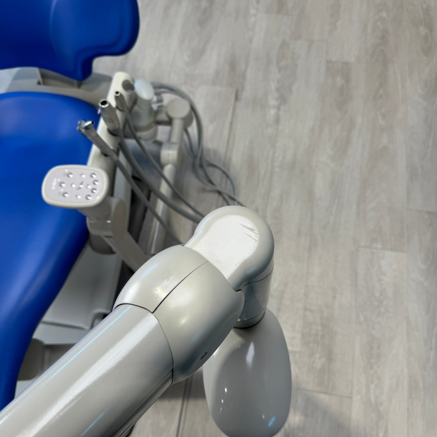 A‑dec 511R/532R Dental Chair Package