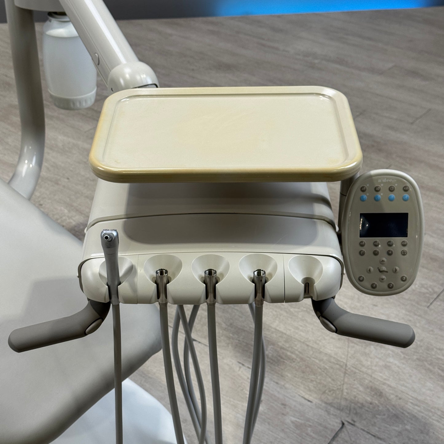 Ensemble chaise dentaire A‑dec 511R/532R