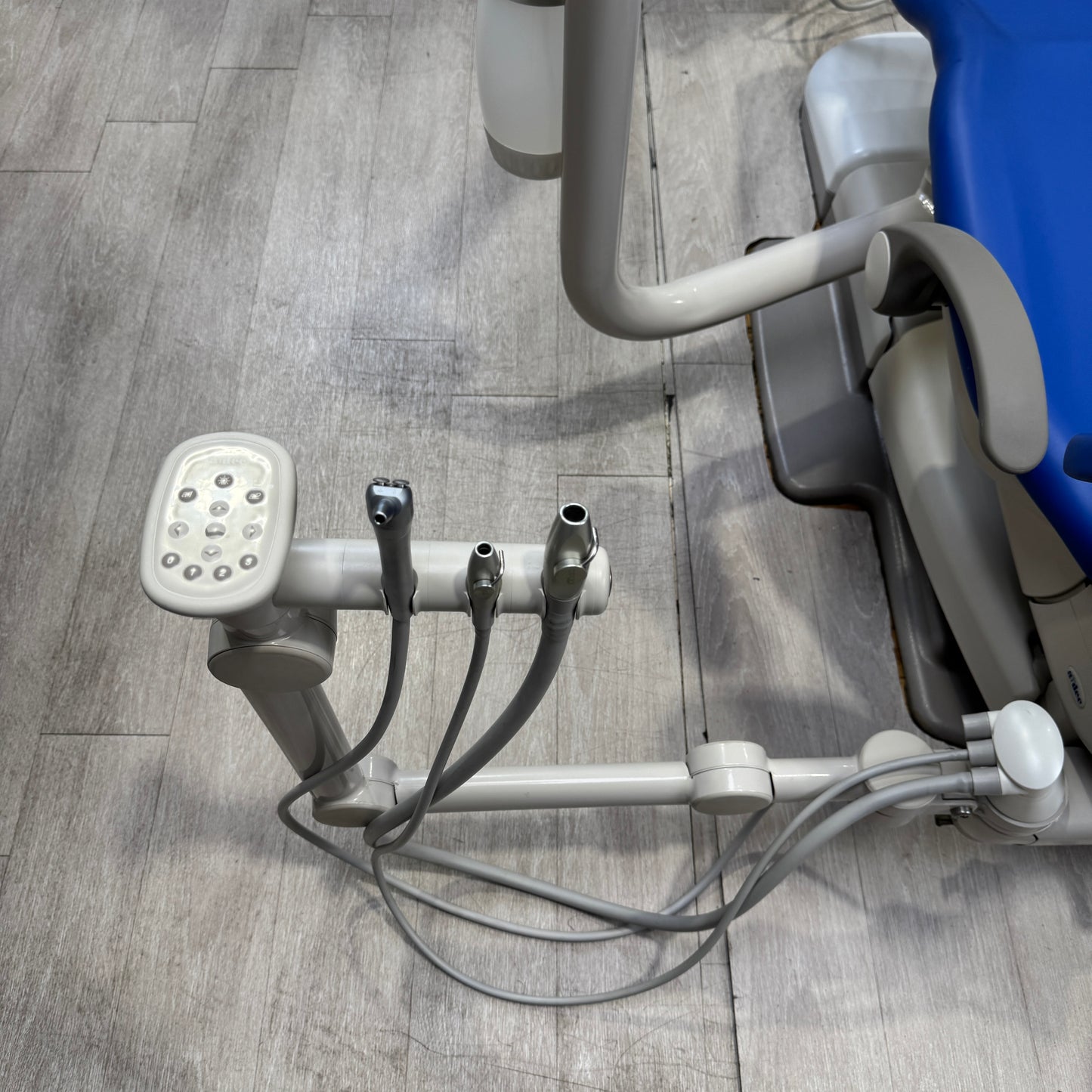 Ensemble chaise dentaire A‑dec 511R/532R