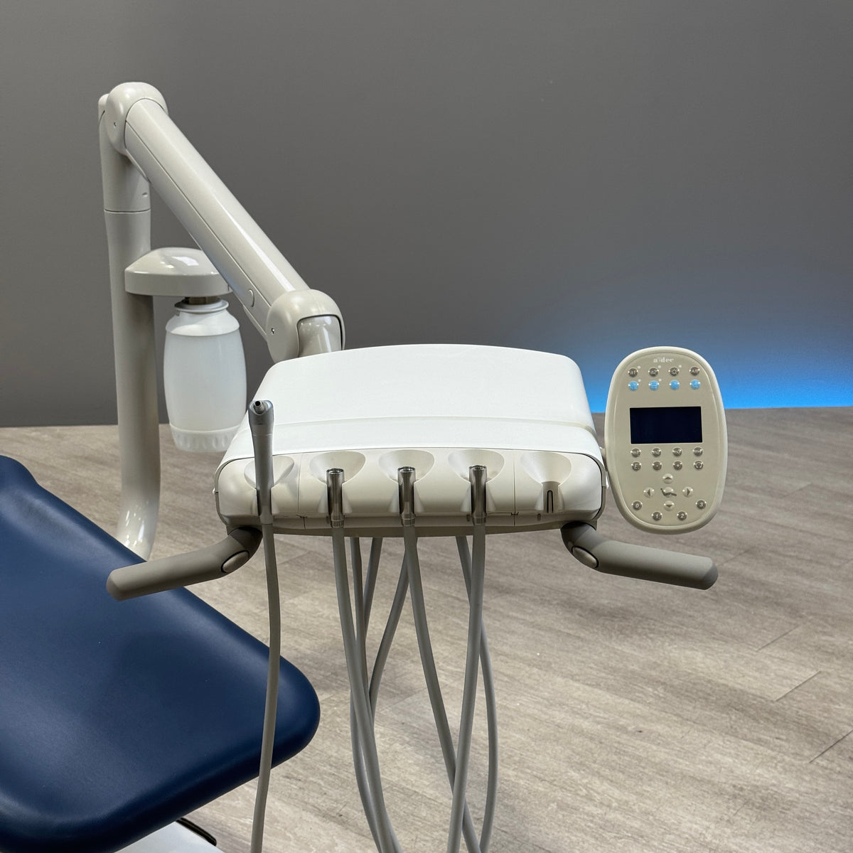 A‑dec 511R/532R Dental Chair Package