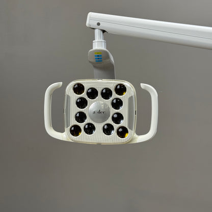 Ensemble chaise dentaire A‑dec 511R/332R