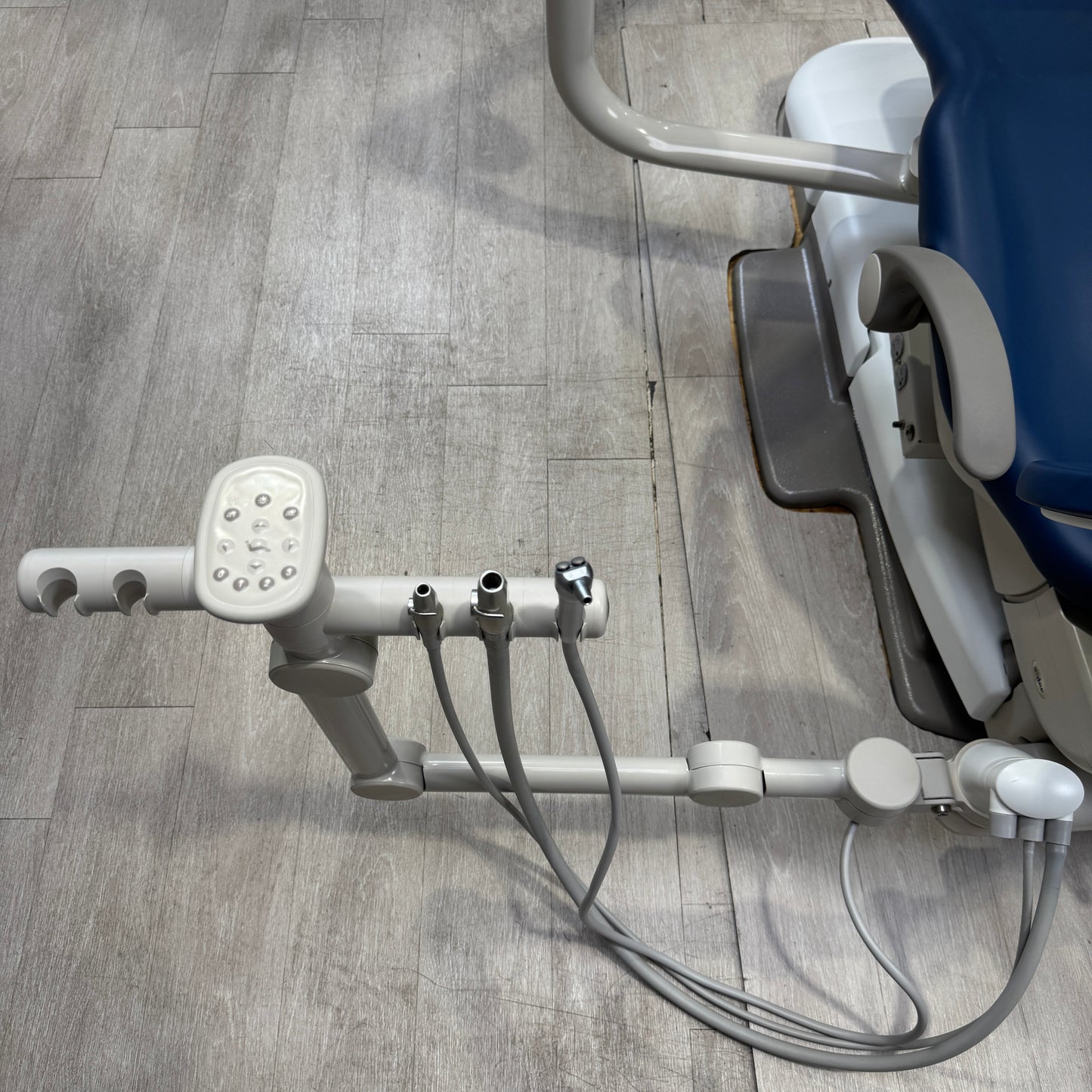 Ensemble chaise dentaire A‑dec 511R/532R