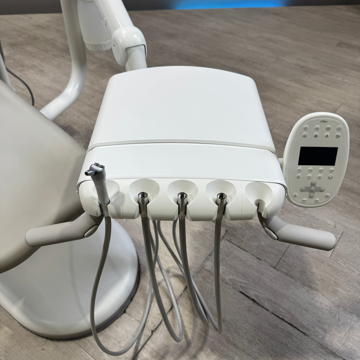 A‑dec 511R/532R Dental Chair Package