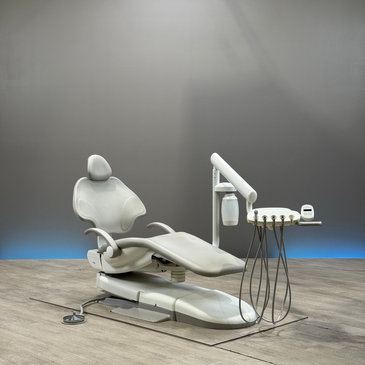 Ensemble chaise dentaire A‑dec 511R/332R