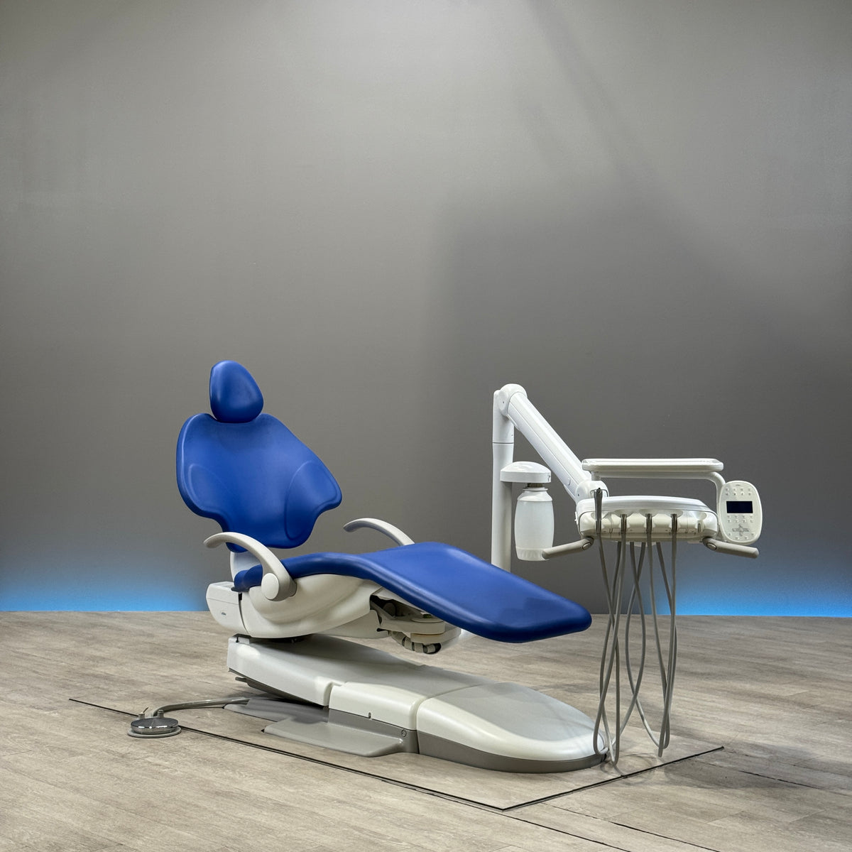 A‑dec 511R/532R Dental Chair Package