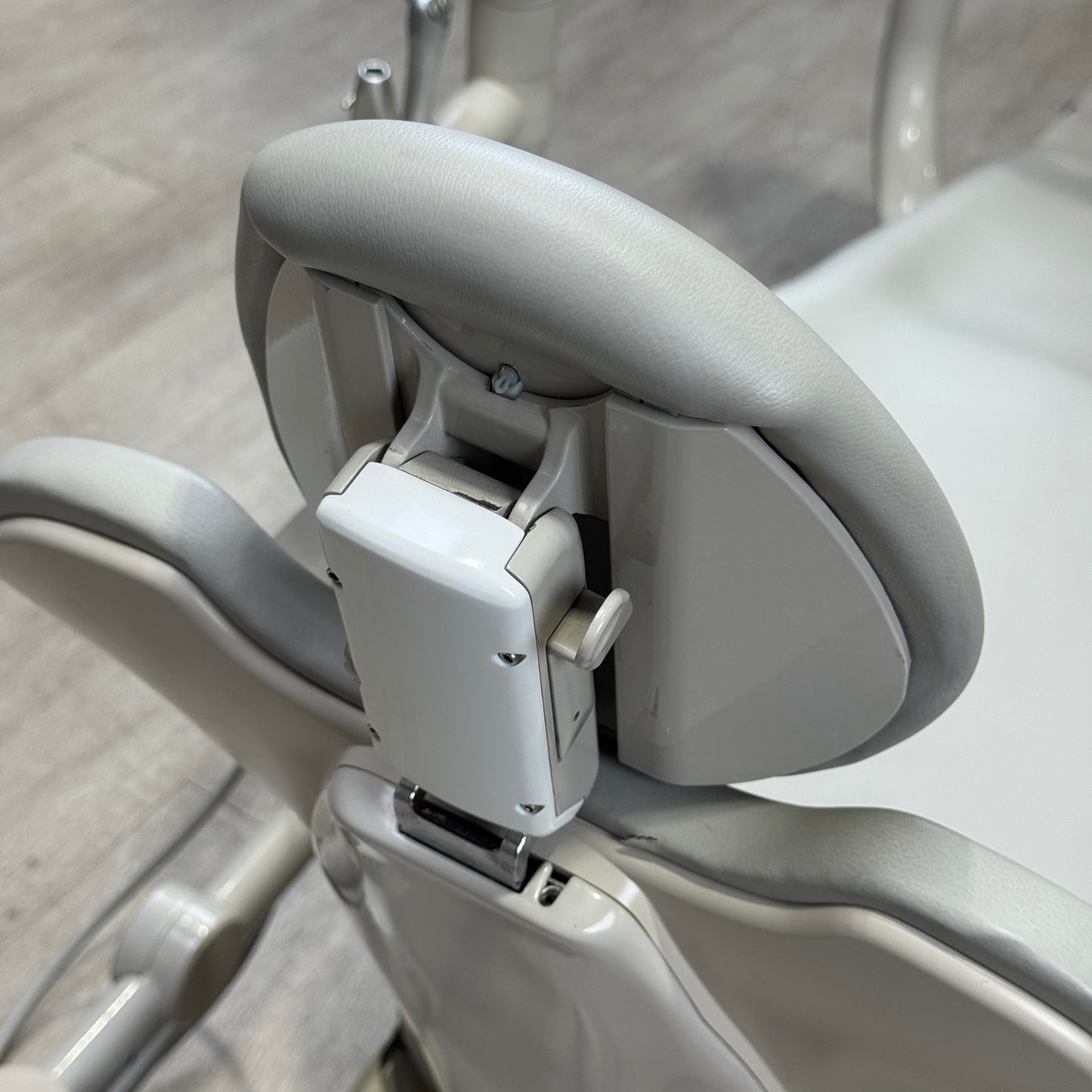 A‑dec 511R/532R Dental Chair Package