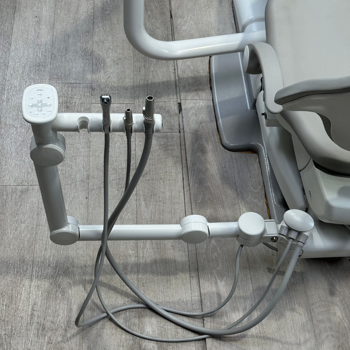 A‑dec 511R/532R Dental Chair Package