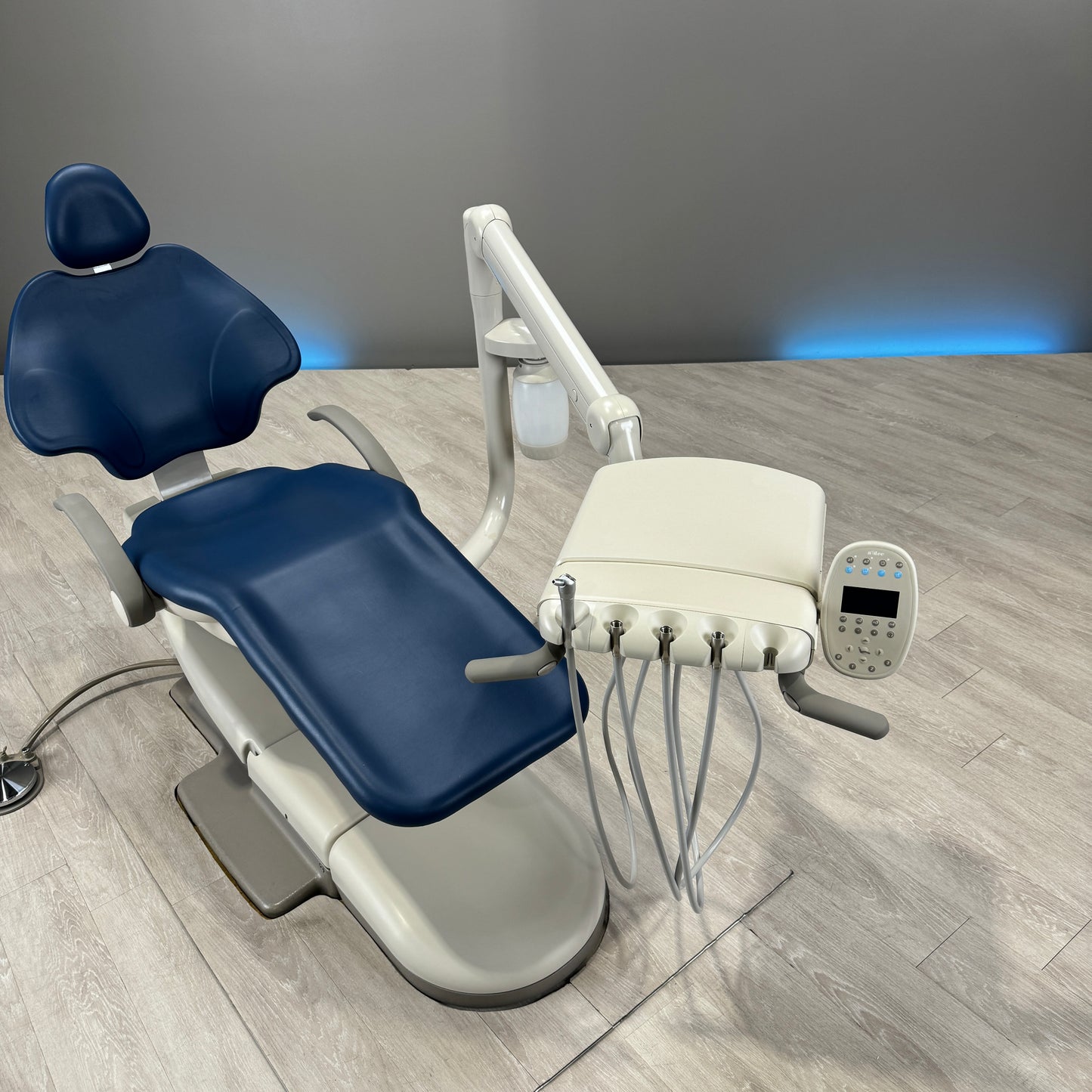 A‑dec 511R/532R Dental Chair Package