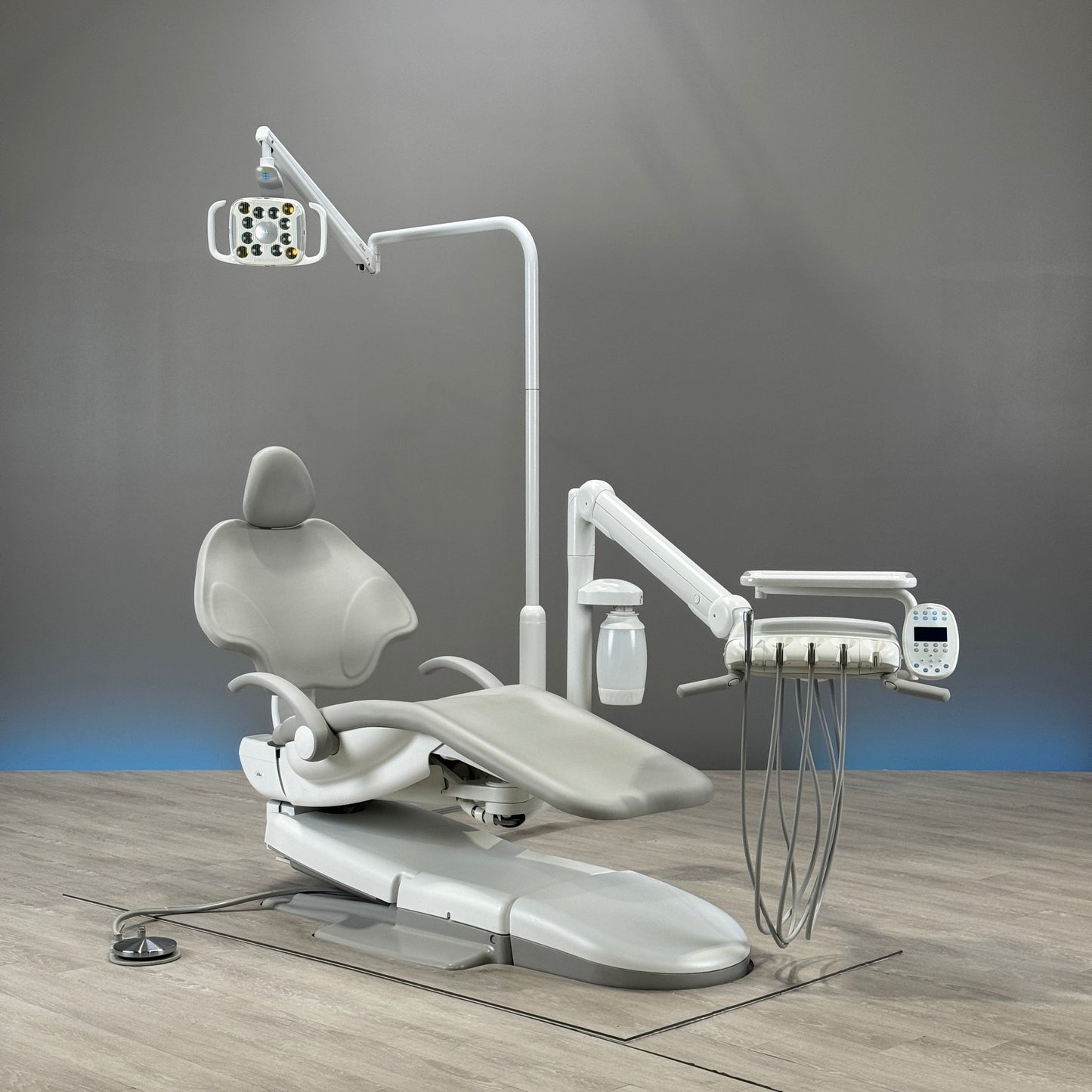 A‑dec 511R/532R Dental Chair Package